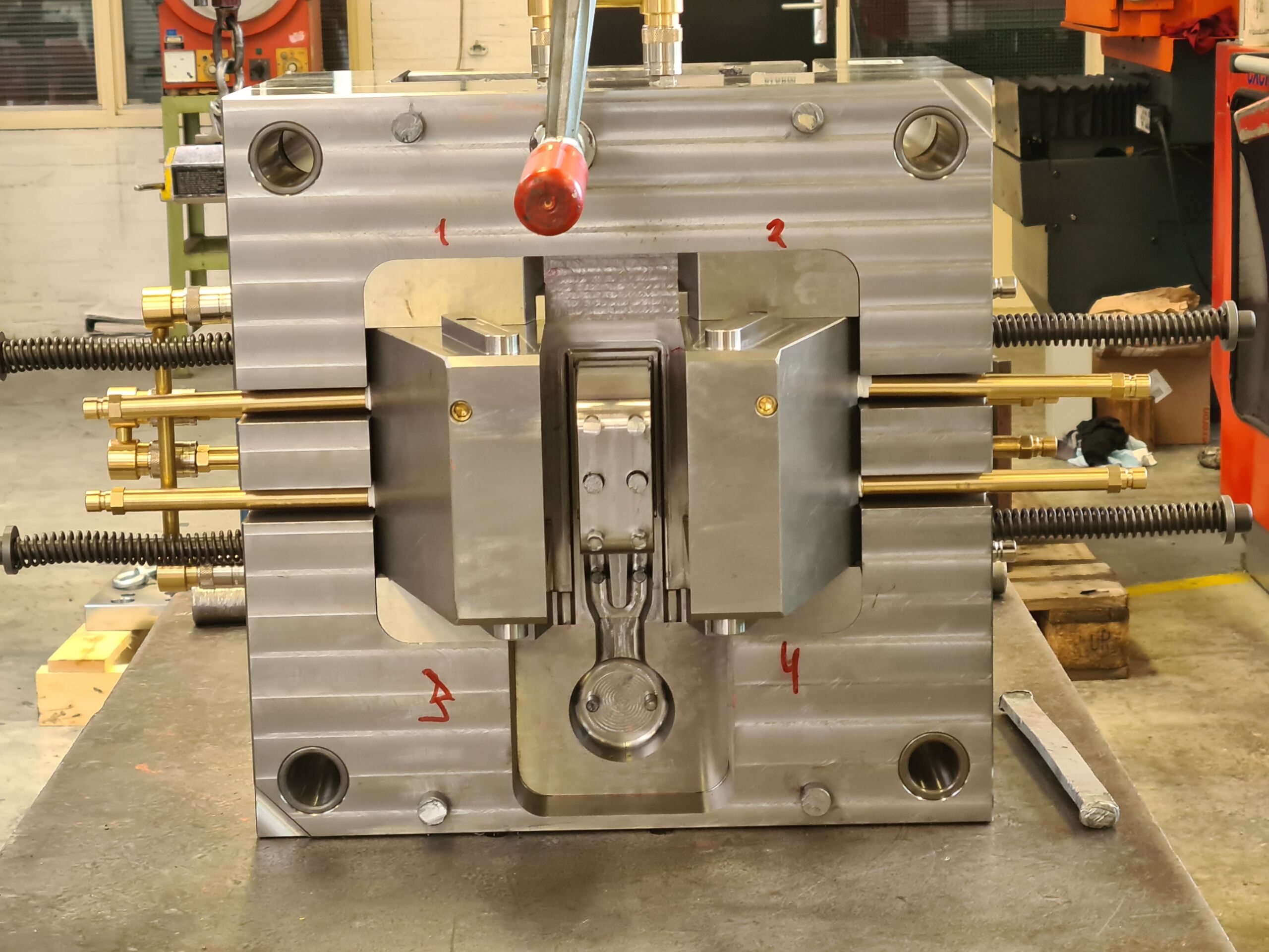 toepassing pomp en afsluit industrie Aluminium Donk Industries-907